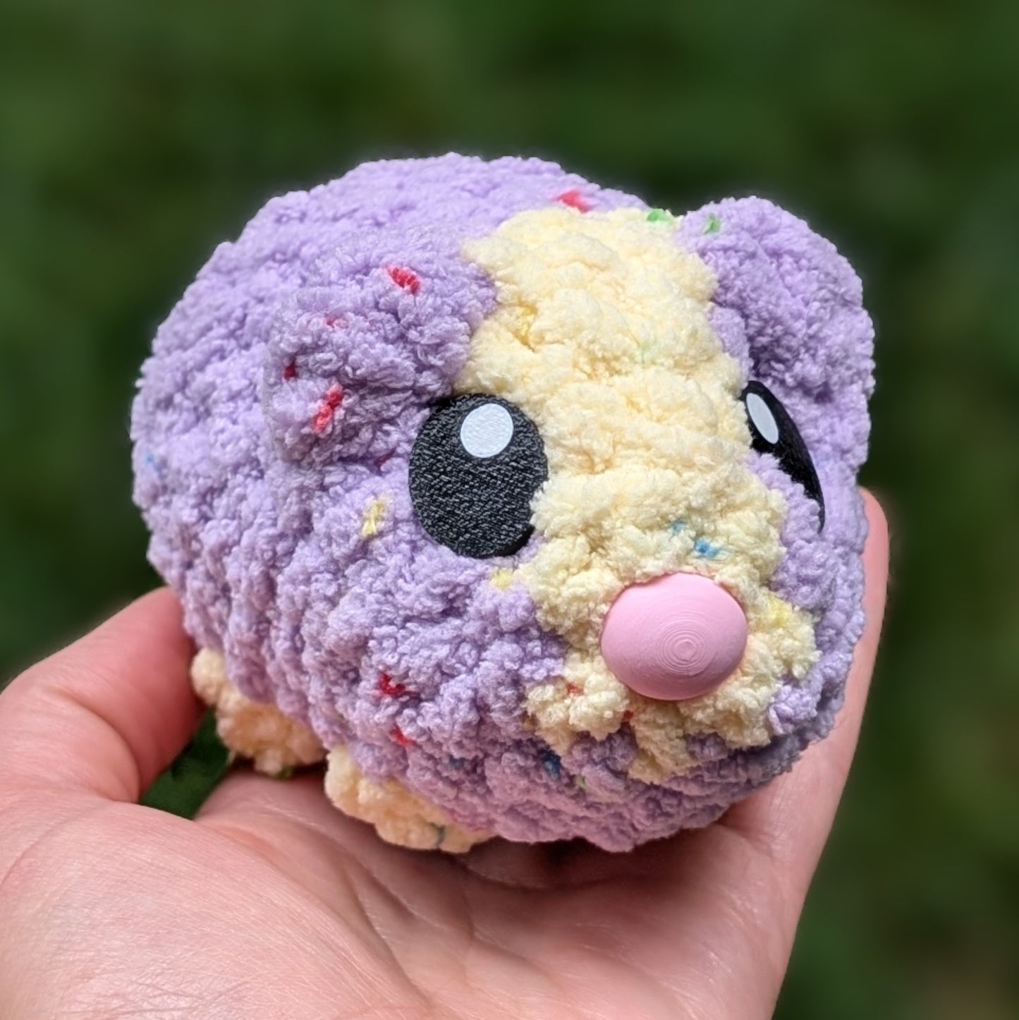 Amigurumi Crochet Kit - Greyson the Guinea Pig (Advanced Beginner)