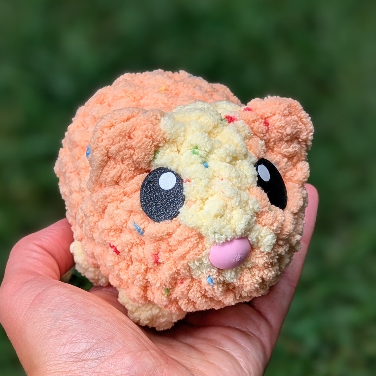 Amigurumi Crochet Kit - Greyson the Guinea Pig (Advanced Beginner)