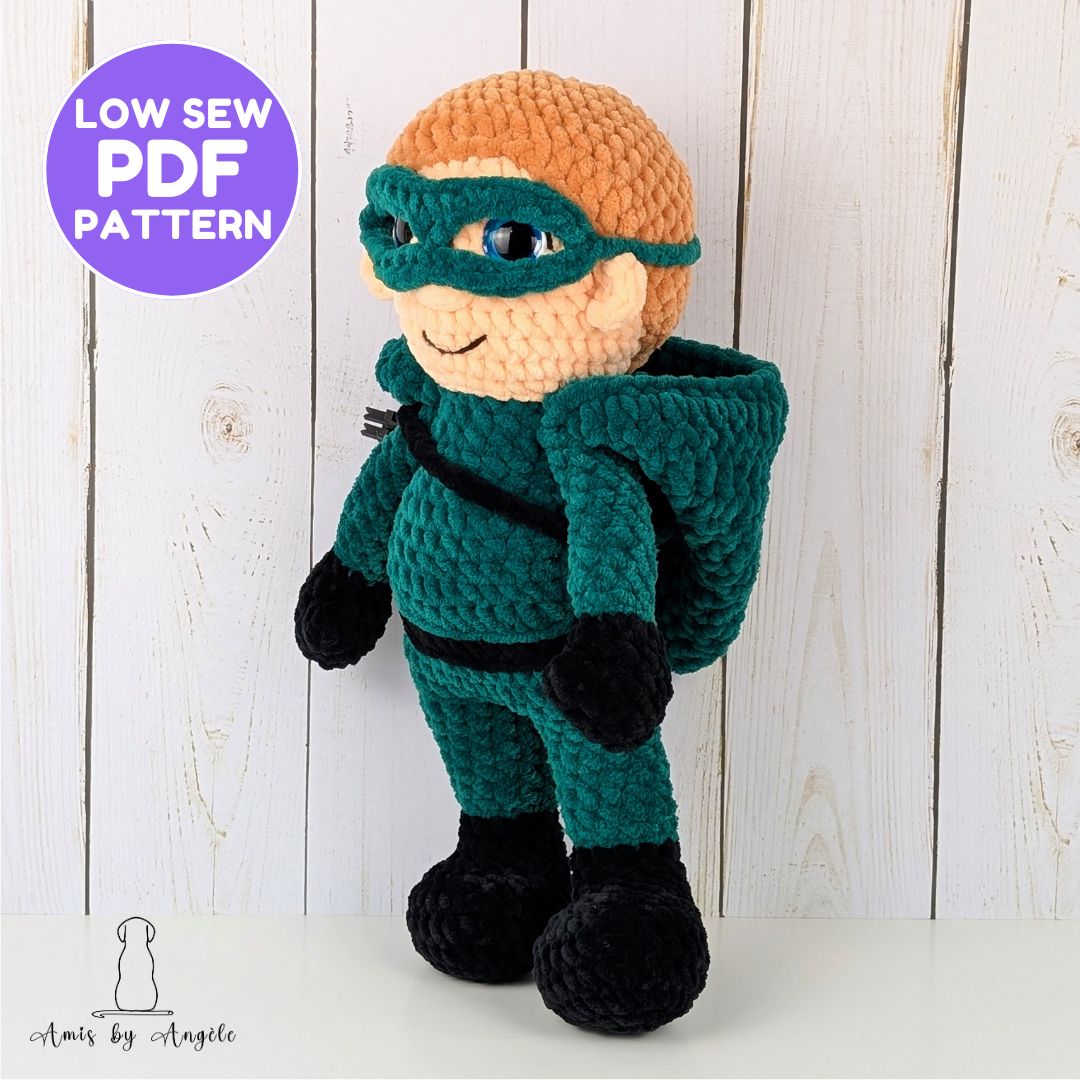 Pattern - Speedy and The Emerald Archer (Low Sew)