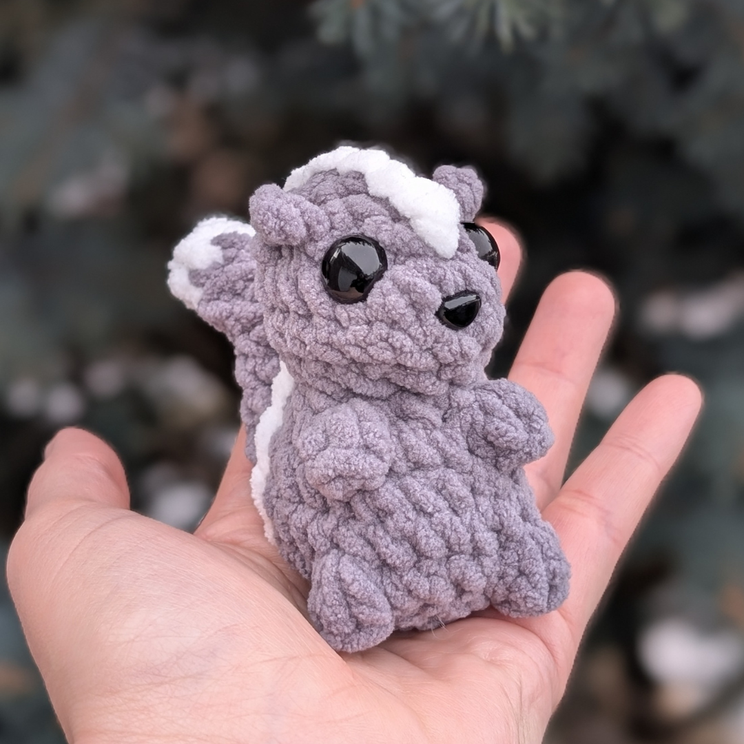 Pattern - Baby Squirrel and Skunk (No-Sew)